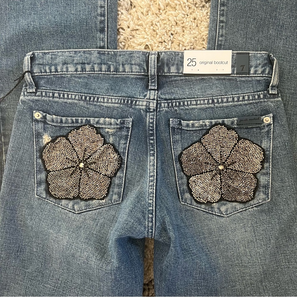 🖤NWT🖤 7 FOR ALL MANKIND Maribel Original Bootcut Beaded Flower - Picture 13 of 14